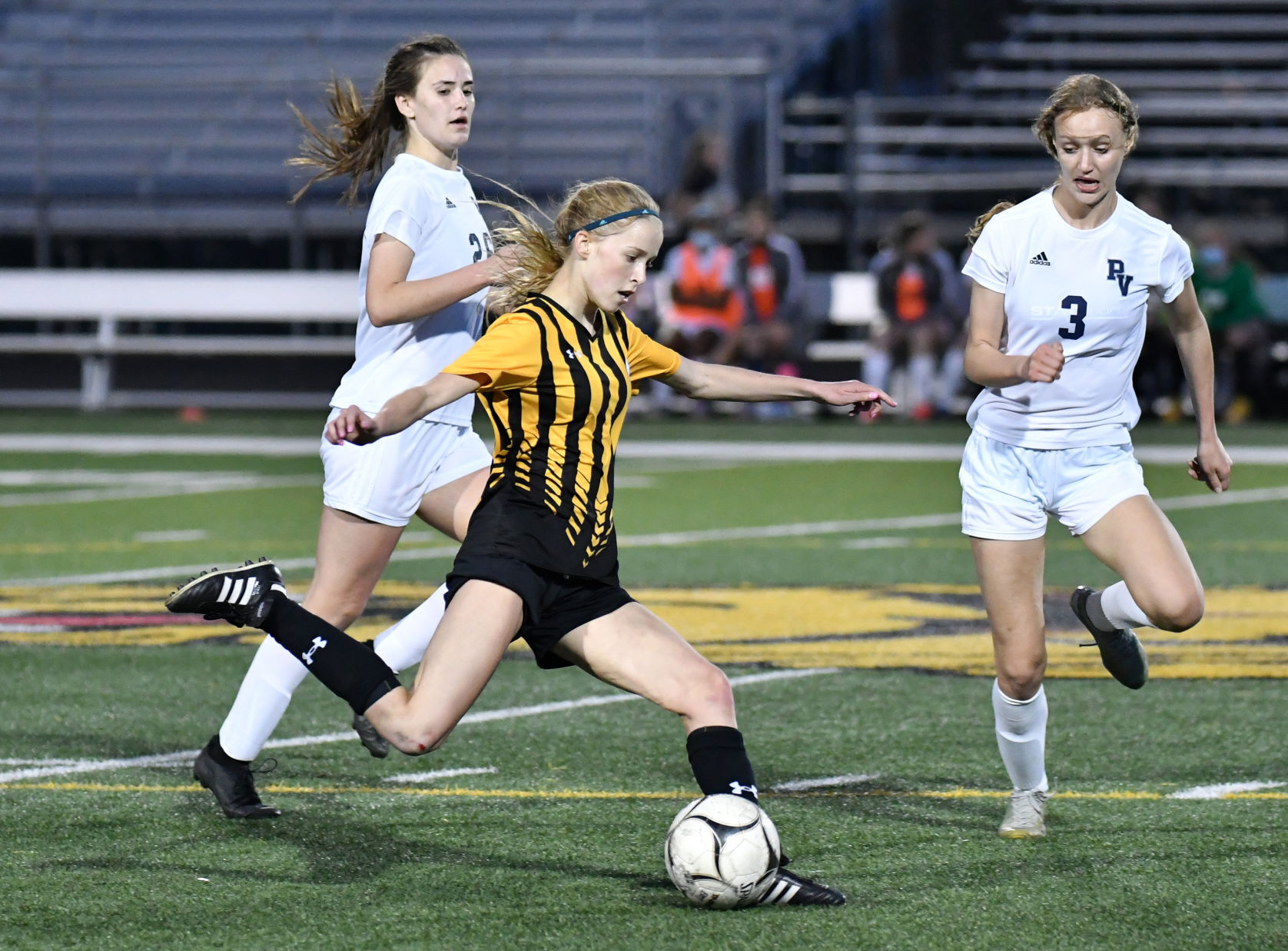 043021-qc-spt-pv-bett soccer-132